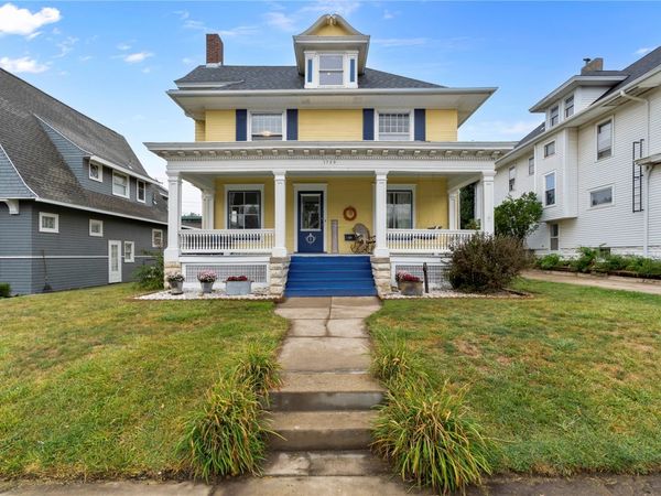 1720 2nd Avenue SE, Cedar Rapids, IA 52403