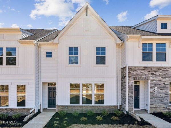 1421 Goldsboro Avenue, Sanford, NC 27330