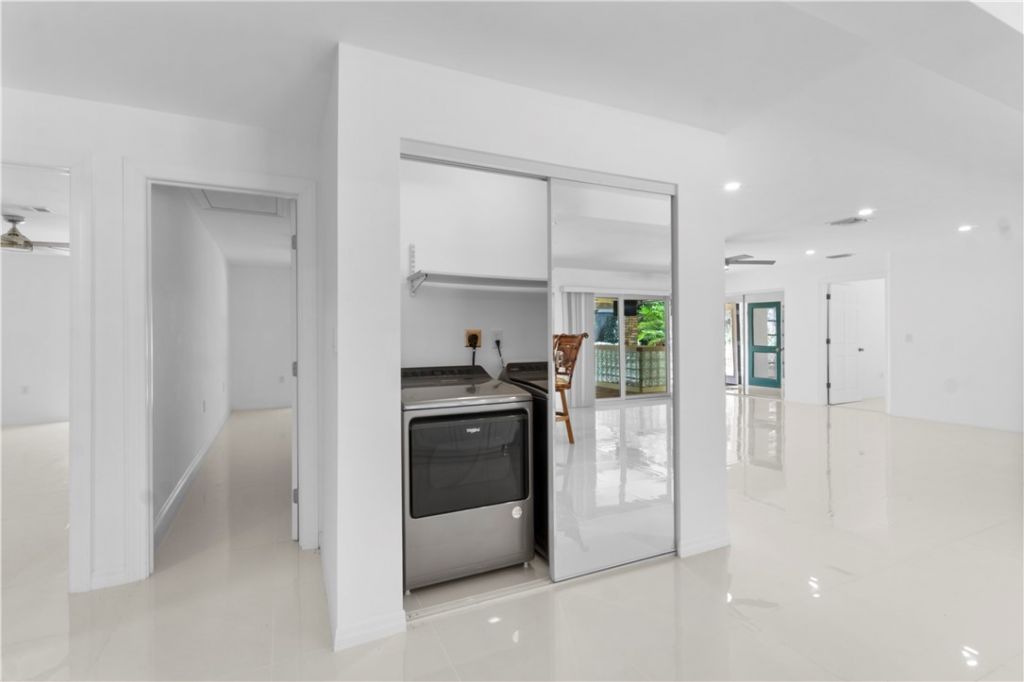 6235 4th Street, Vero Beach, FL 32968 Photo