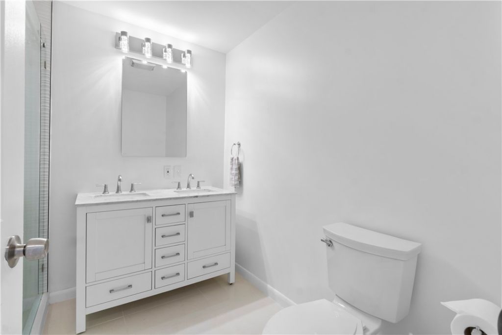 6235 4th Street, Vero Beach, FL 32968 Photo