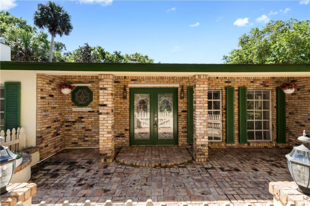 6235 4th Street, Vero Beach, FL 32968 Photo