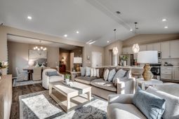 125 Buckingham Dr photo 4