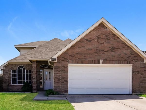 5720 Colorado Court, Haltom City, TX 76137