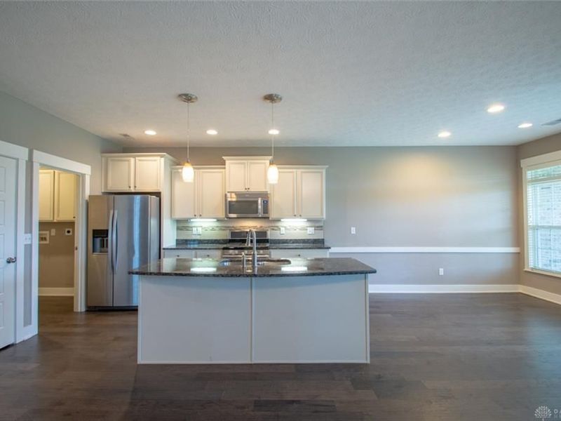 495 Legendary Way, Centerville, OH 45458 Photo 8