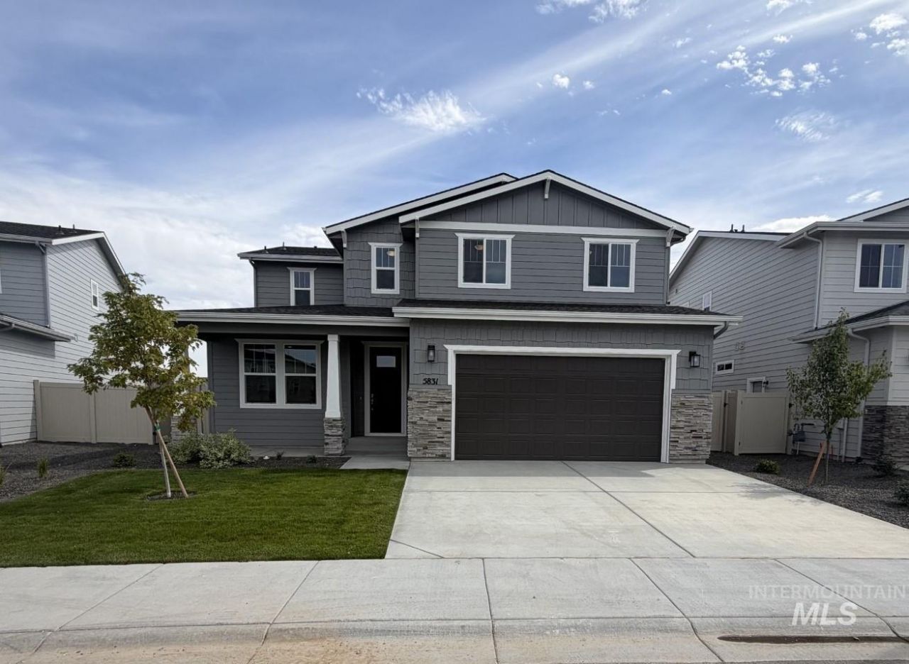 5831 W Sprig Dr, Meridian, ID 83646 Main Photo