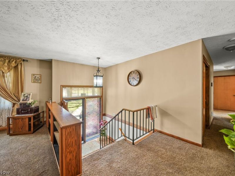 447 Spring Grove Drive, Tallmadge, OH 44278 Photo 13