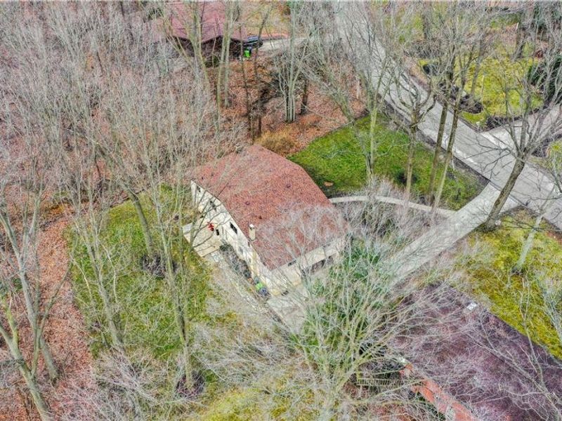 447 Spring Grove Drive, Tallmadge, OH 44278 Photo 8
