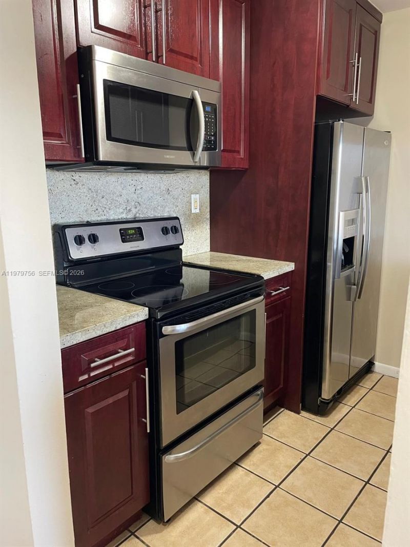 8002 SW 149th Ave, Unit B409, Miami, FL 33193 Photo