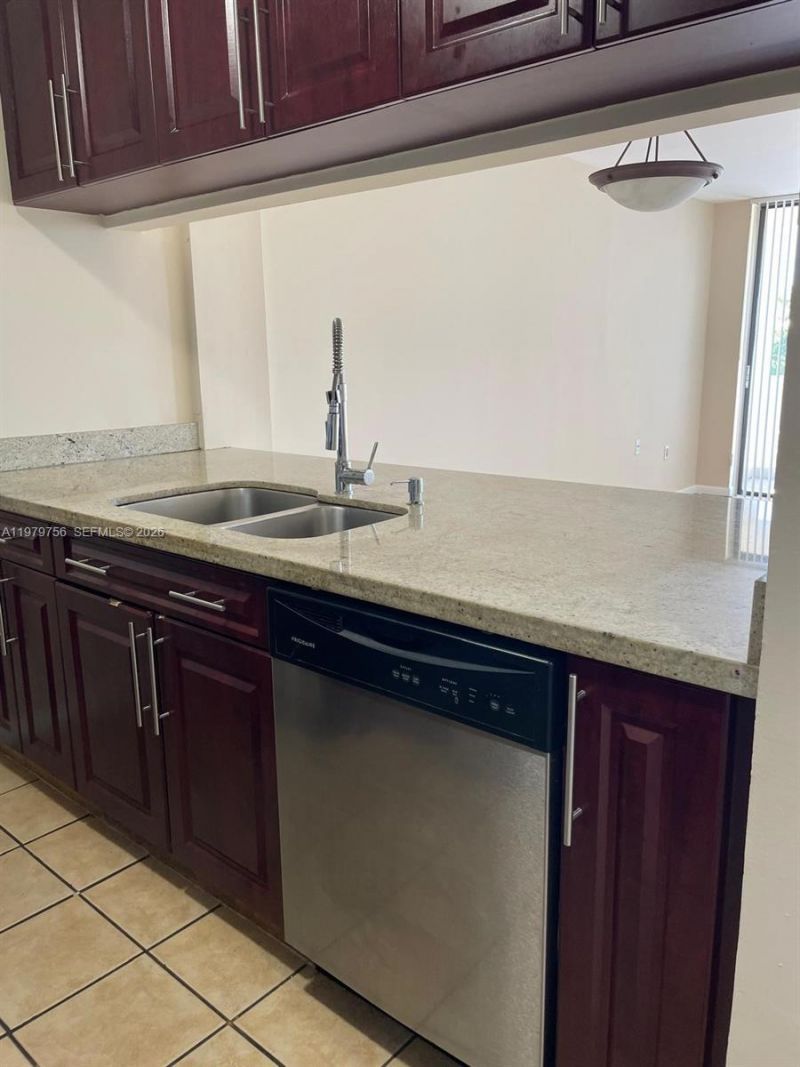 8002 SW 149th Ave, Unit B409, Miami, FL 33193 Photo