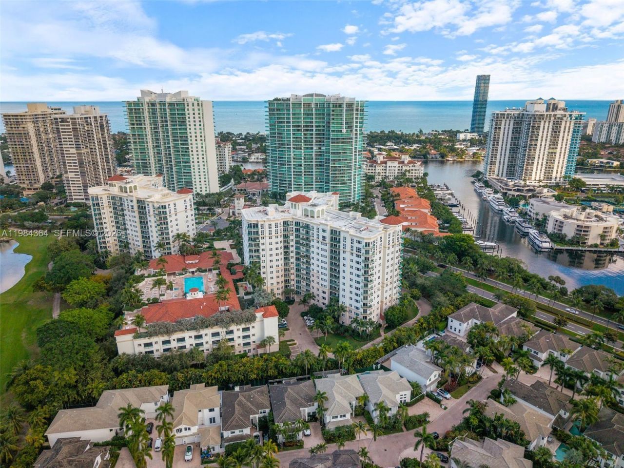 20000 E Country Club Dr , Unit 1109, Aventura, FL 33180 Photo