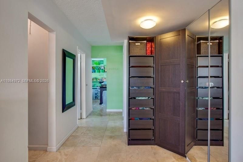 2455 Flamingo Dr, Unit 201, Miami Beach, FL 33140 Photo