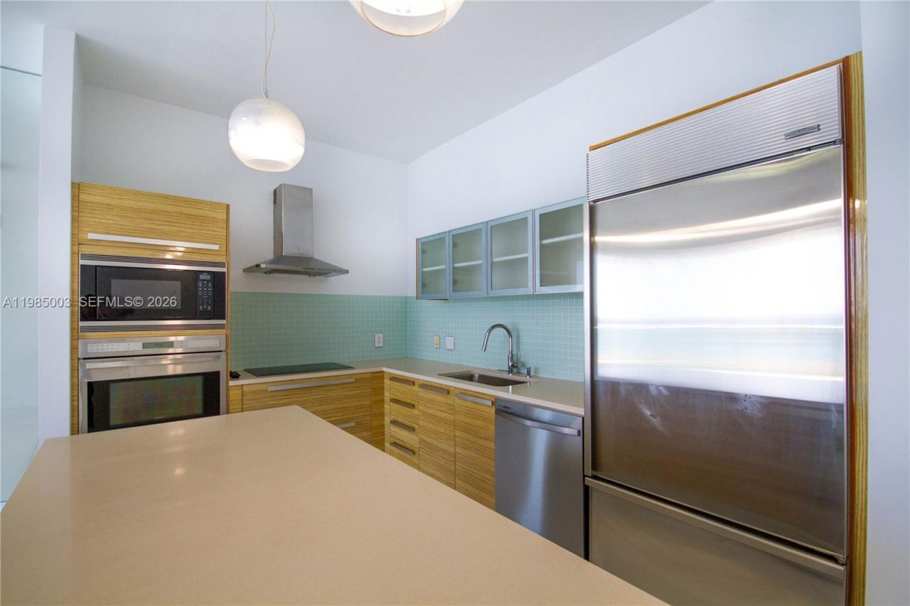 2020 N Bayshore Dr, Unit 2204, Miami, FL 33137 Photo