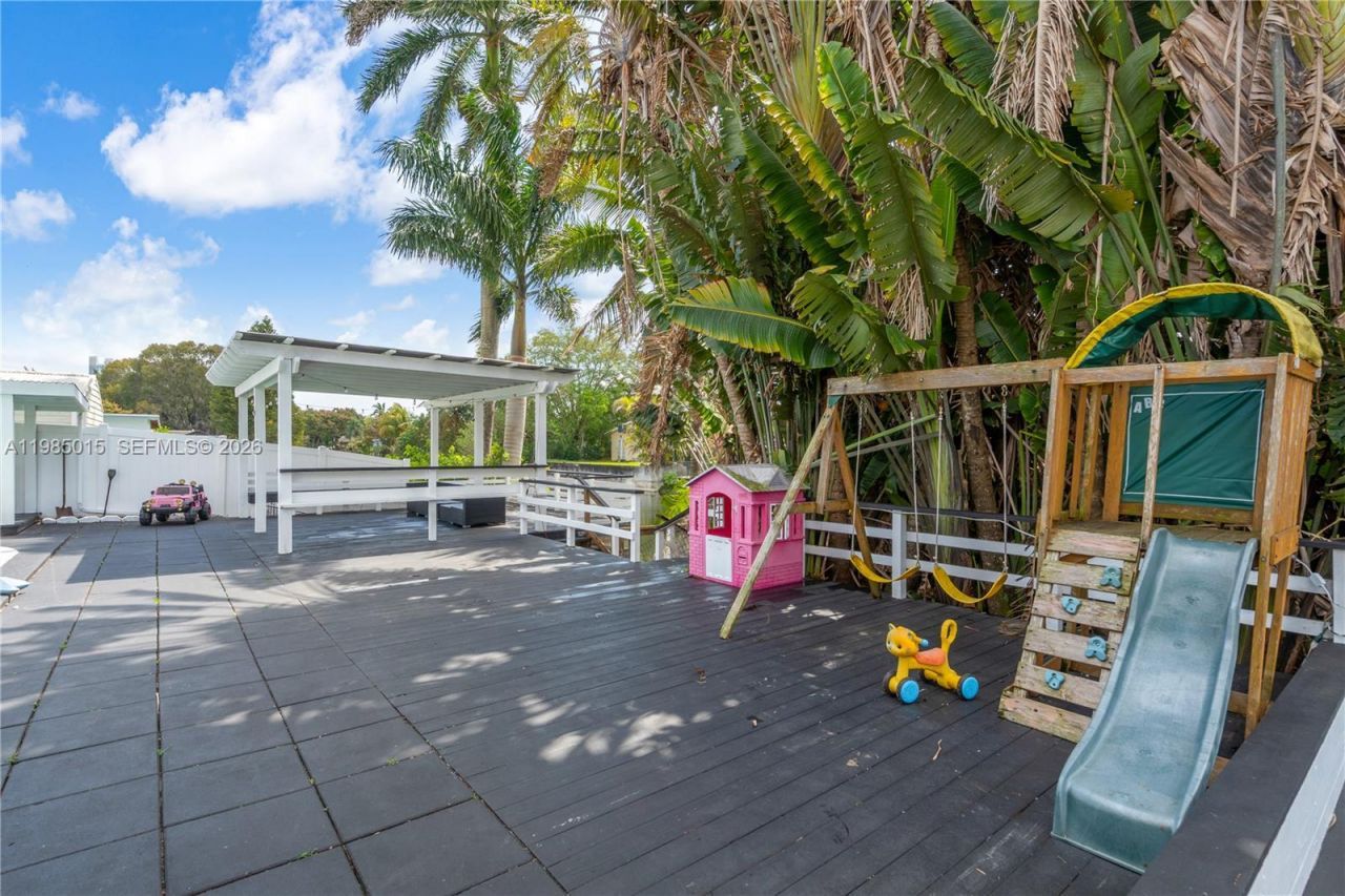 5730 SW 55th St, Davie, FL 33314 Photo