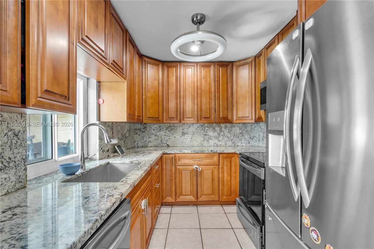 5730 SW 55th St, Davie, FL 33314 Photo