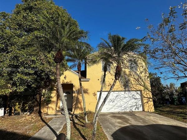 27347 SW 117th Pl, Homestead, FL 33032