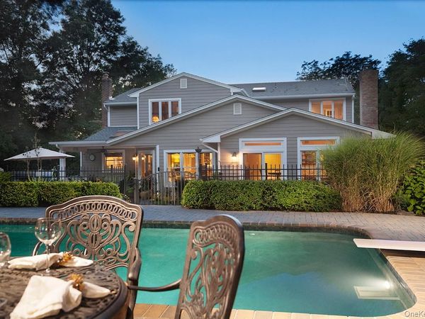 28 Clipper Drive , Northport, NY 11768