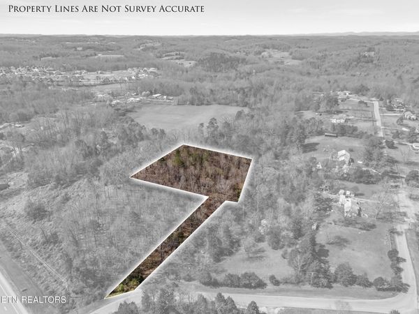 Montview Rd, Lenoir City, TN 37771