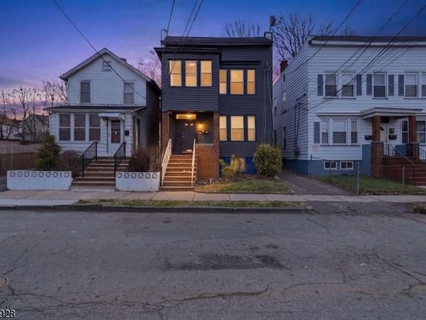 76 Grace St, Irvington, NJ 07111