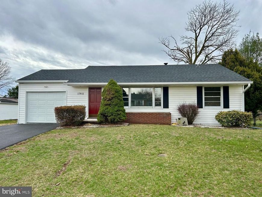 17911 Oak Ridge Drive, Hagerstown, MD 21740 Main Photo