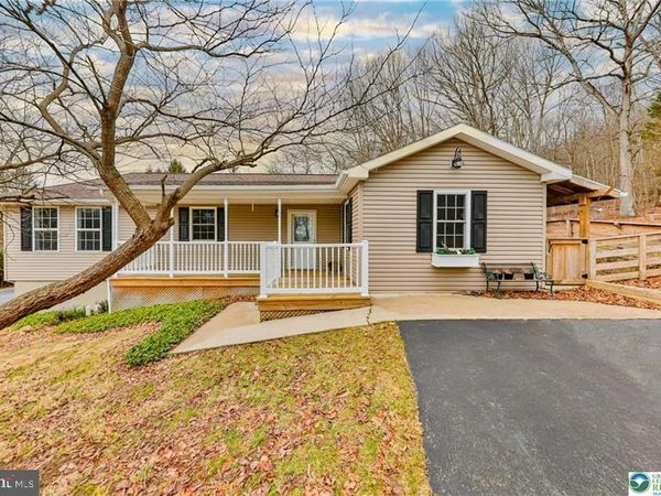 370 W WHITE BEAR DRIVE , SUMMIT HILL, PA 18250