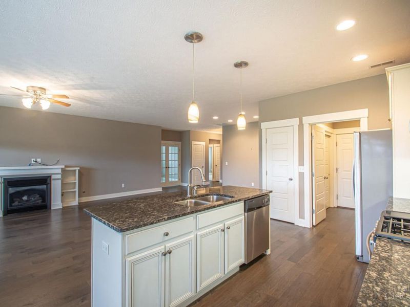 495 Legendary Way, Centerville, OH 45458 Photo 10