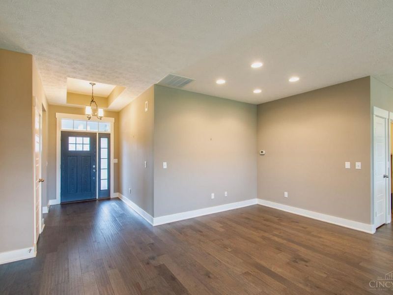 495 Legendary Way, Centerville, OH 45458 Photo 4