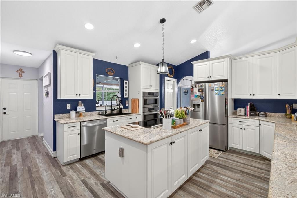 2807 52nd St Sw, Lehigh Acres, FL 33976 Photo