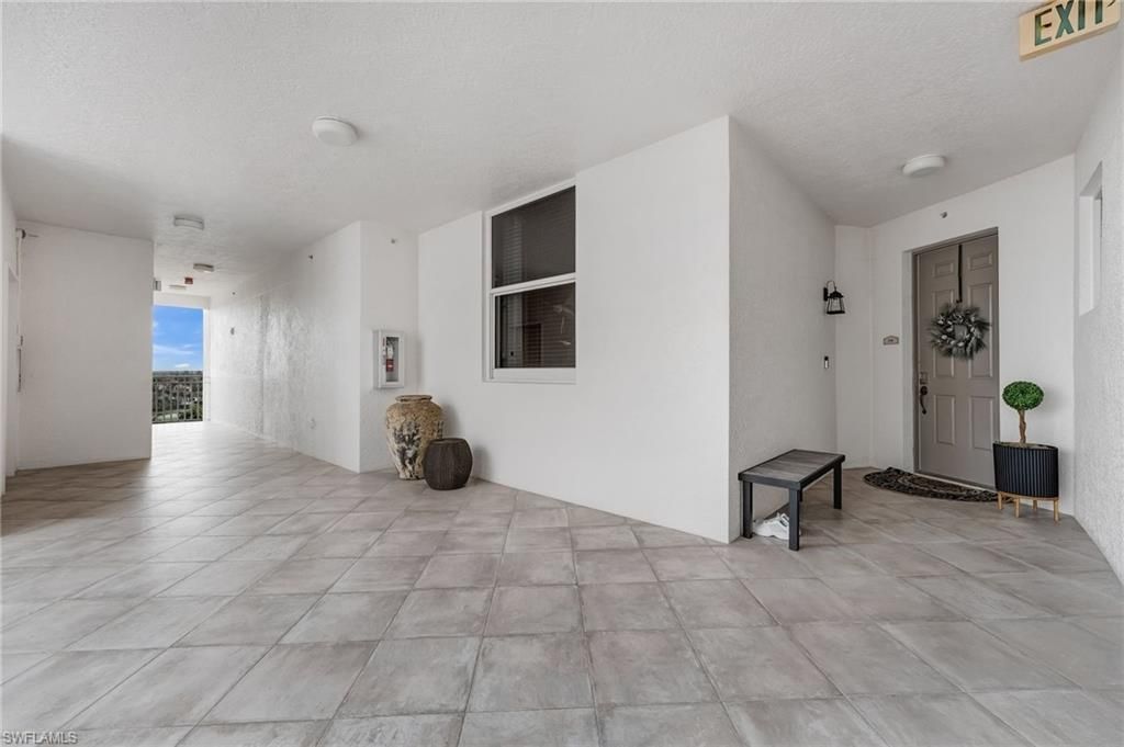 14220 Royal Harbour Ct, Unit 712, Fort Myers, FL 33908 Photo