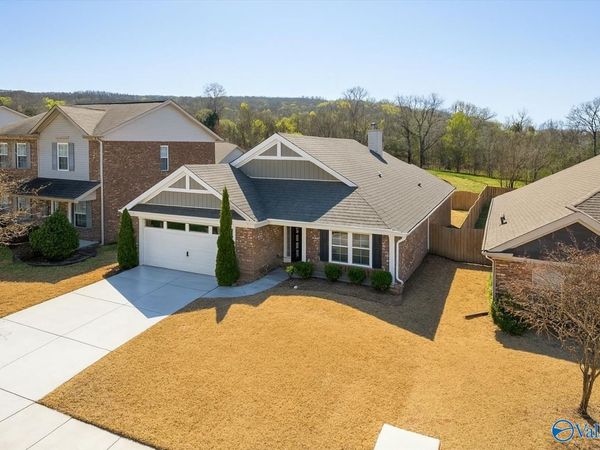 118 Gardengate Drive, Harvest, AL 35749