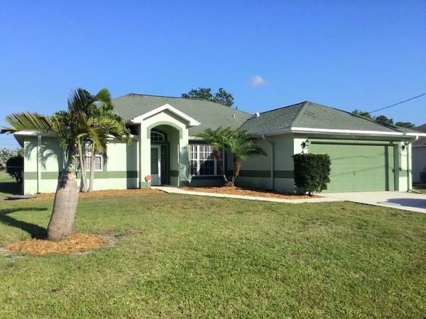 2367 SE Rock Springs Drive, Port St. Lucie, FL 34952