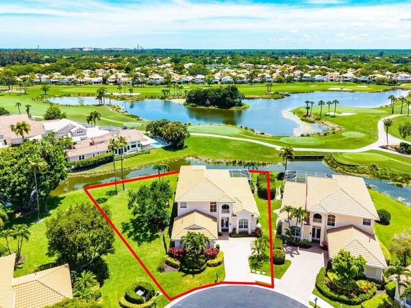 1124 Grand Cay Drive, Palm Beach Gardens, FL 33418