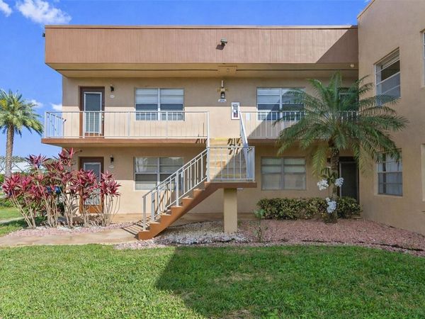 528 Burgundy, Unit K, Delray Beach, FL 33484