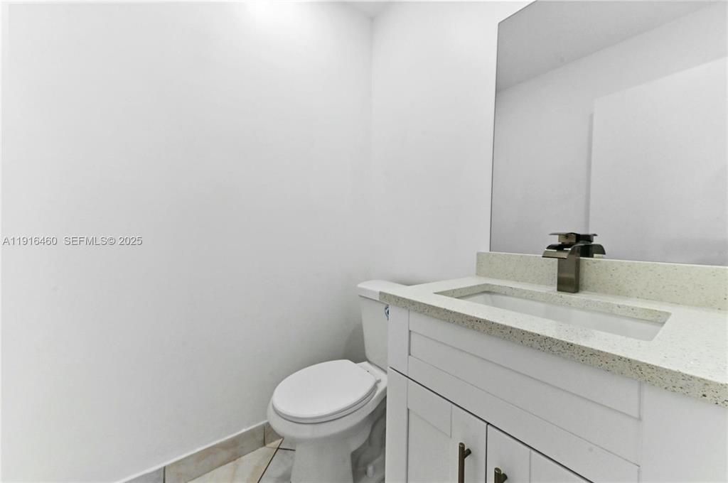 528 Burgundy, Unit K, Delray Beach, FL 33484 Photo