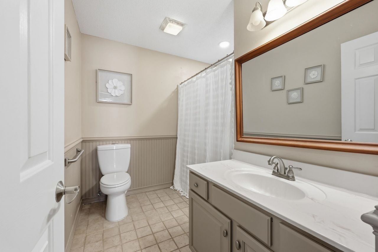 117 Edwards Ln.  Photo 12