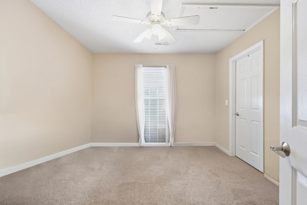 117 Edwards Ln.  Photo 13