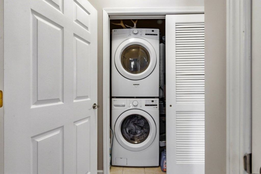 300 Kiskadee Loop Photo 11