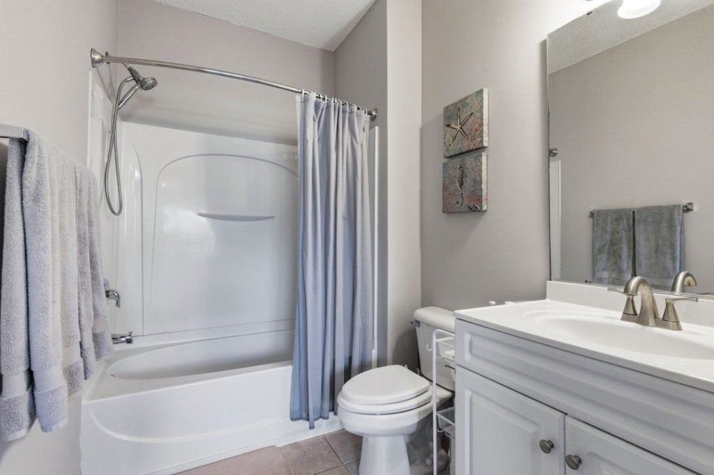 300 Kiskadee Loop Photo 15