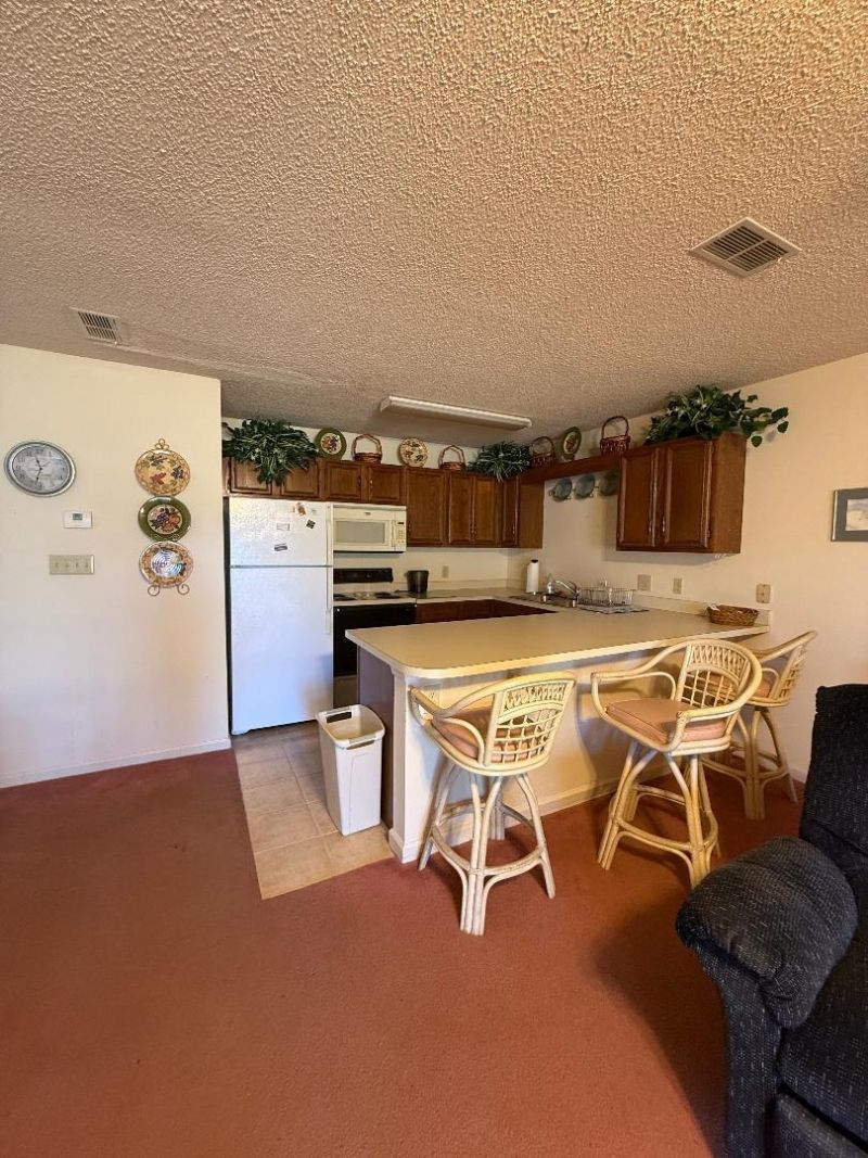 1026 Red Tree Circle  Photo 4