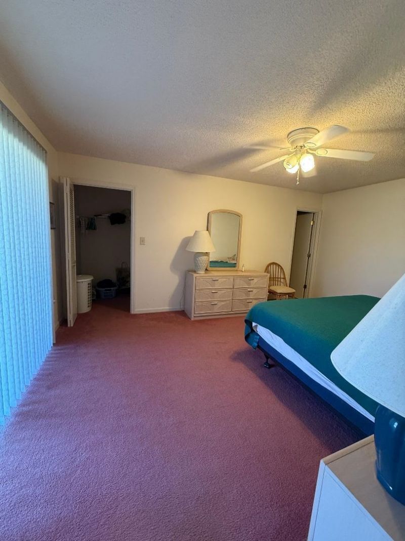 1026 Red Tree Circle Photo 8