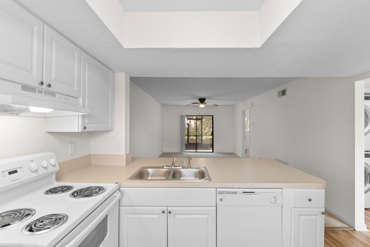 1101 2nd Ave. N Photo 7