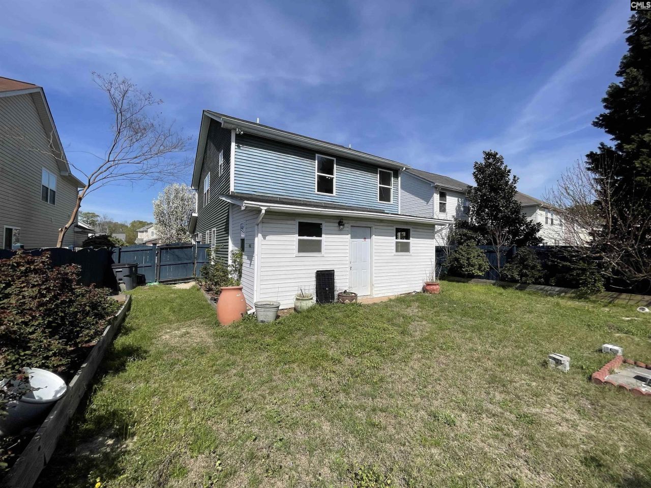 319 Charter Oak Court Photo 16