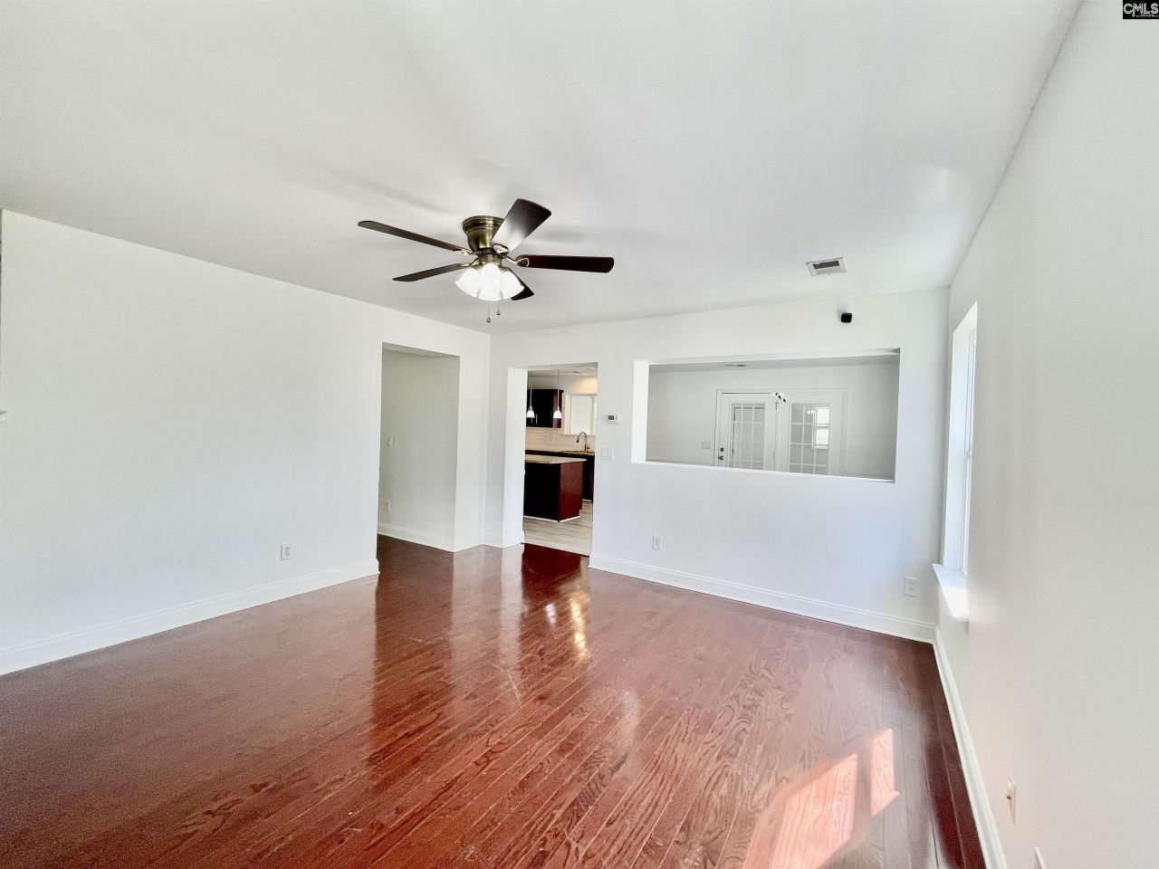 319 Charter Oak Court Photo 22