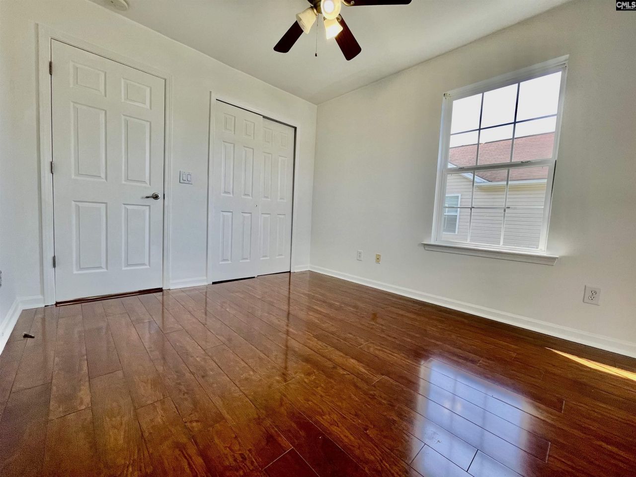 319 Charter Oak Court Photo 42