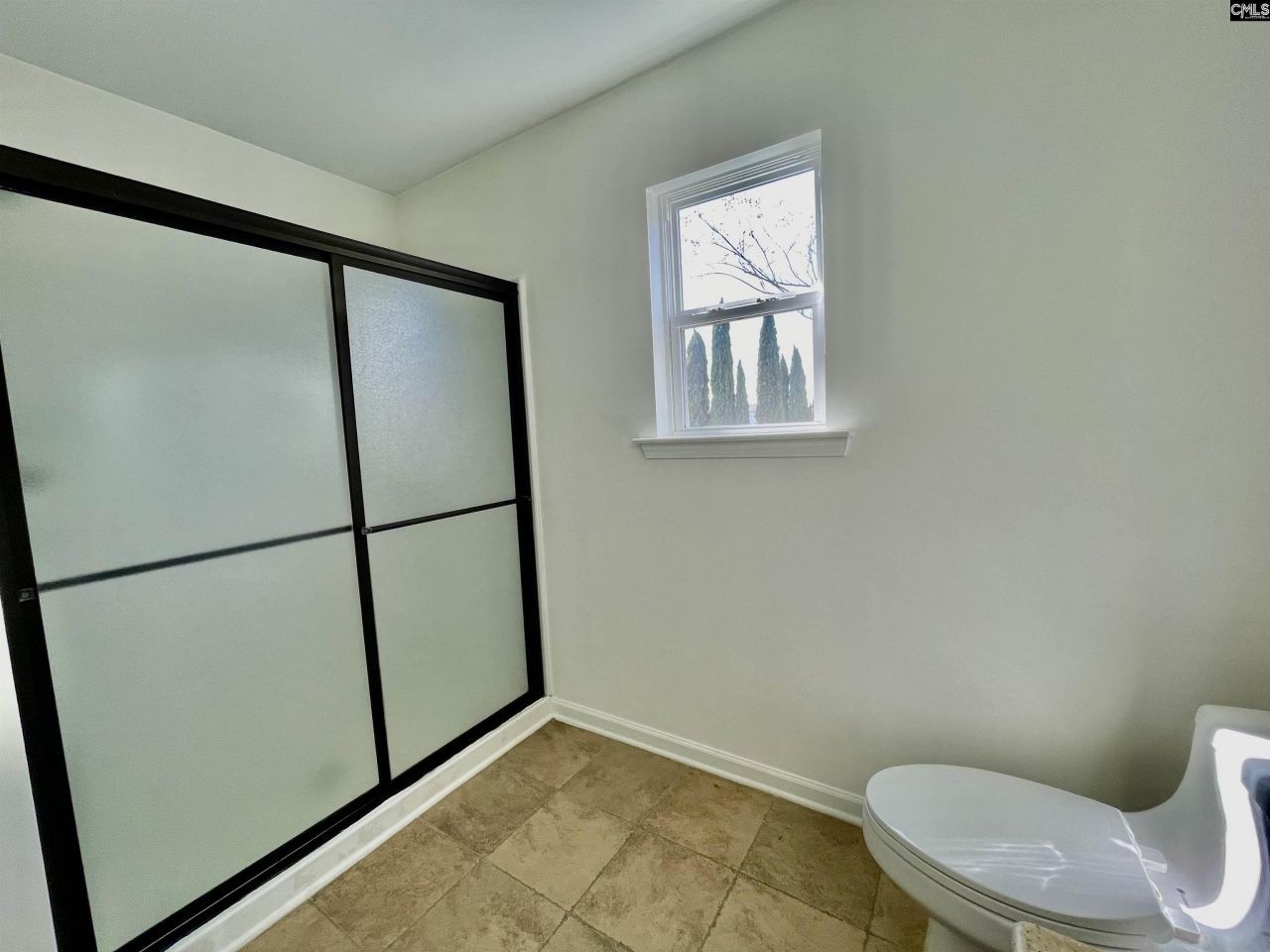 319 Charter Oak Court Photo 48