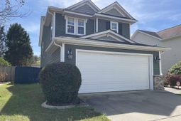 319 Charter Oak Court photo 4