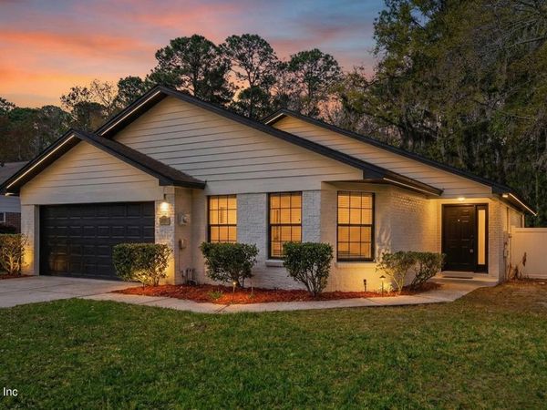 2338 BLOSSOM RIDGE Drive N, Jacksonville, FL 32218