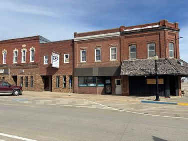 141 S Broadway Street, Spring Valley, MN 55975