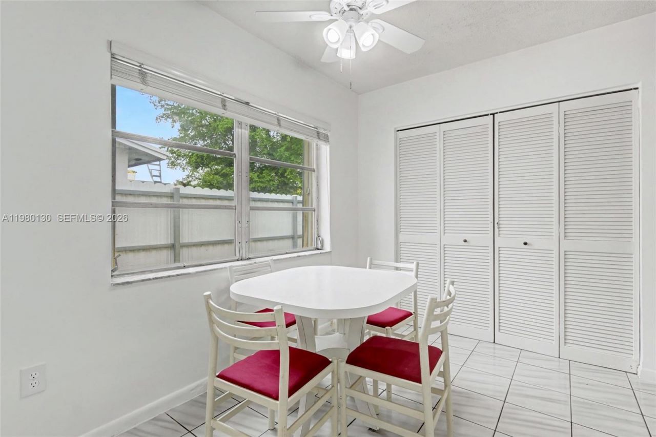 10555 SW 124th Rd, Miami, FL 33186 Photo