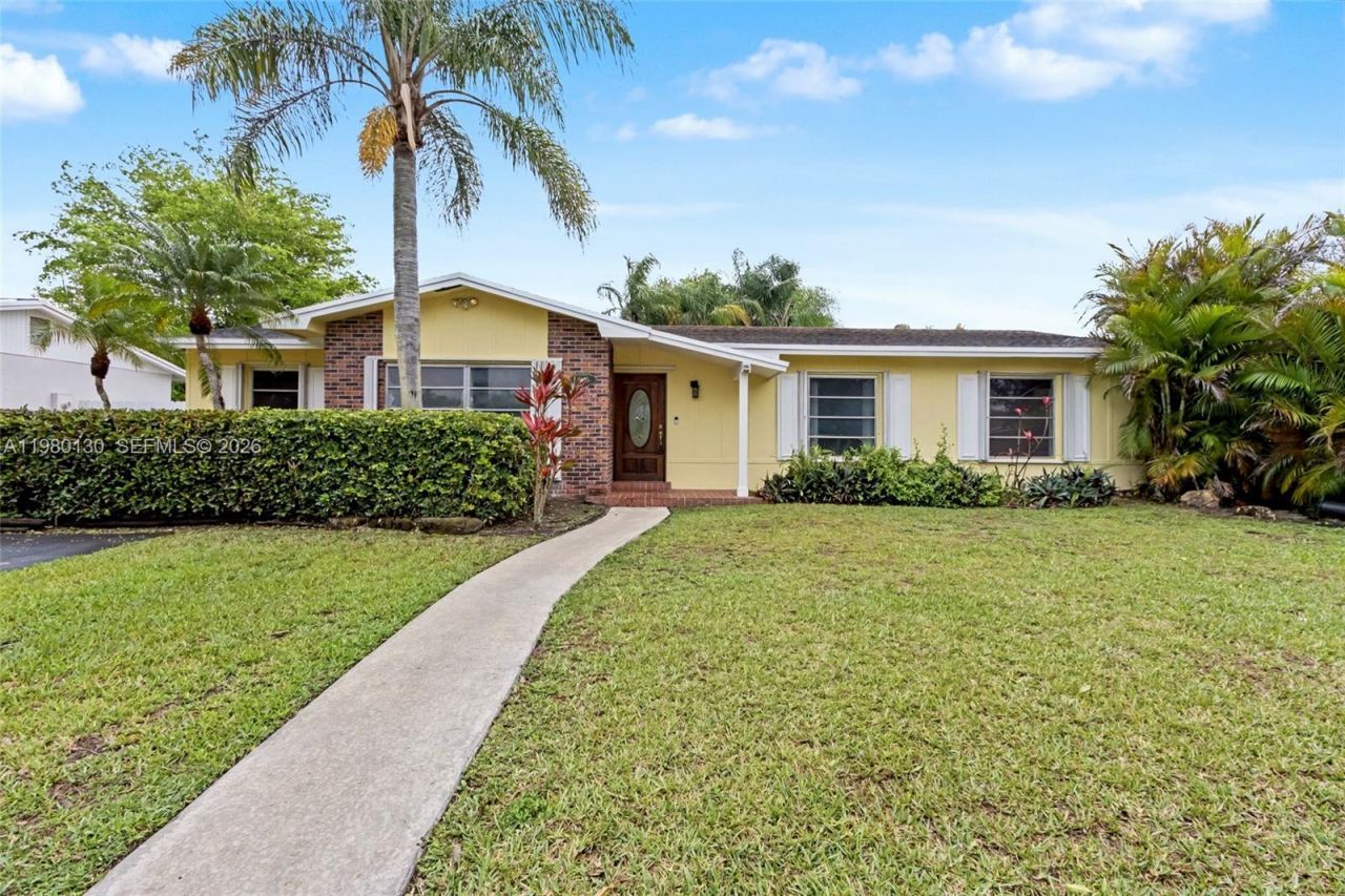 10555 SW 124th Rd, Miami, FL 33186 Photo