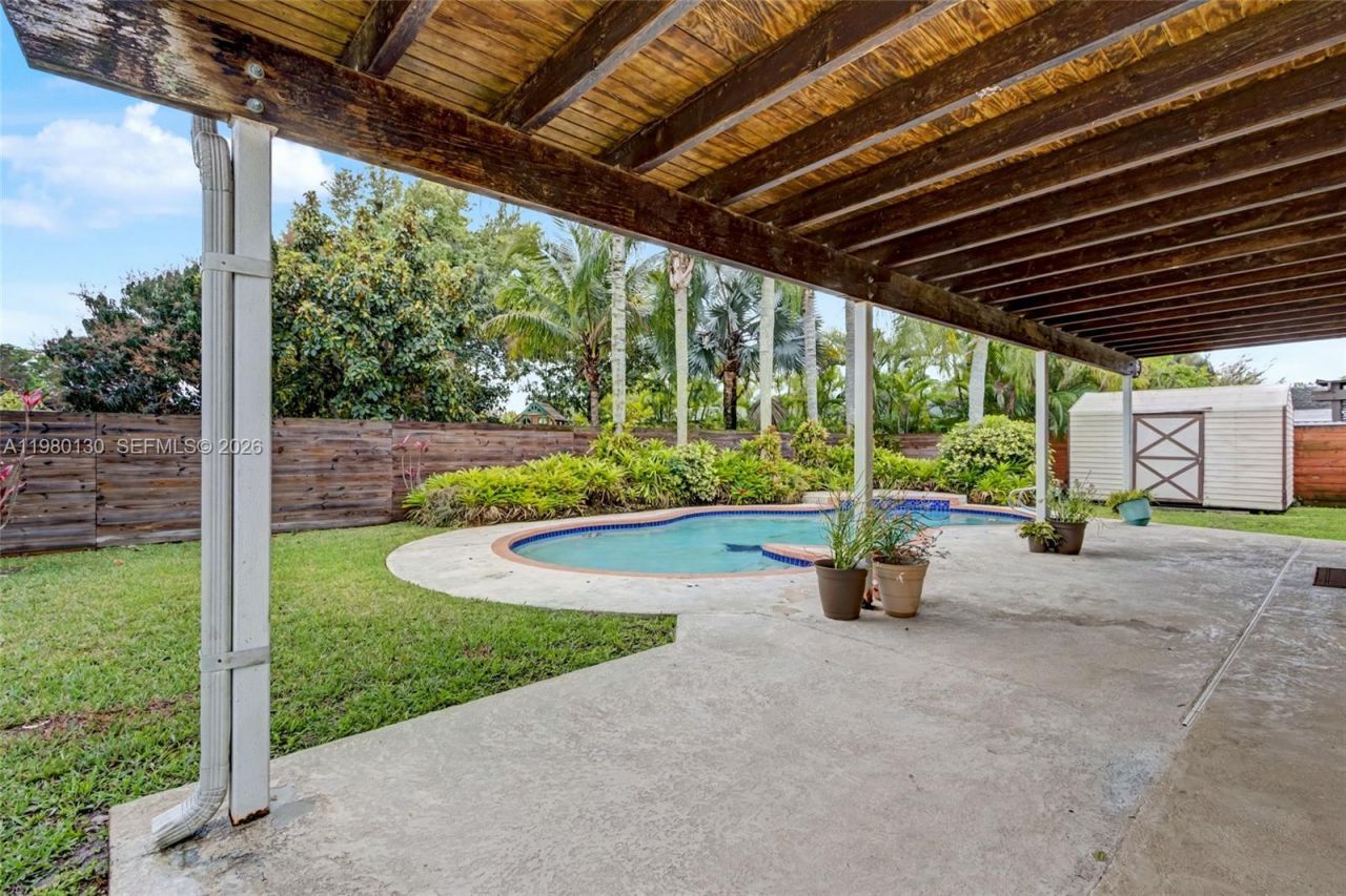 10555 SW 124th Rd, Miami, FL 33186 Photo